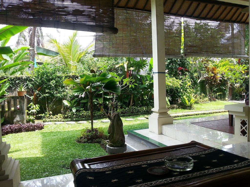 Runa Guesthouse Ubud Quarto foto