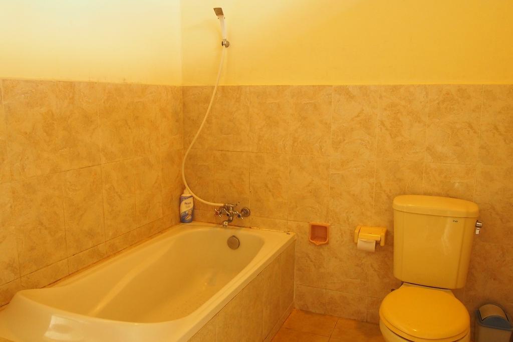 Runa Guesthouse Ubud Quarto foto